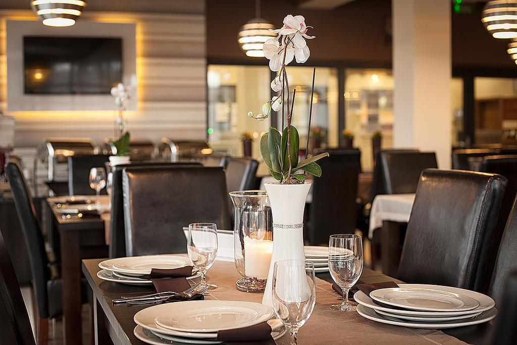 מיילנו Planeta Hotel מראה חיצוני תמונה