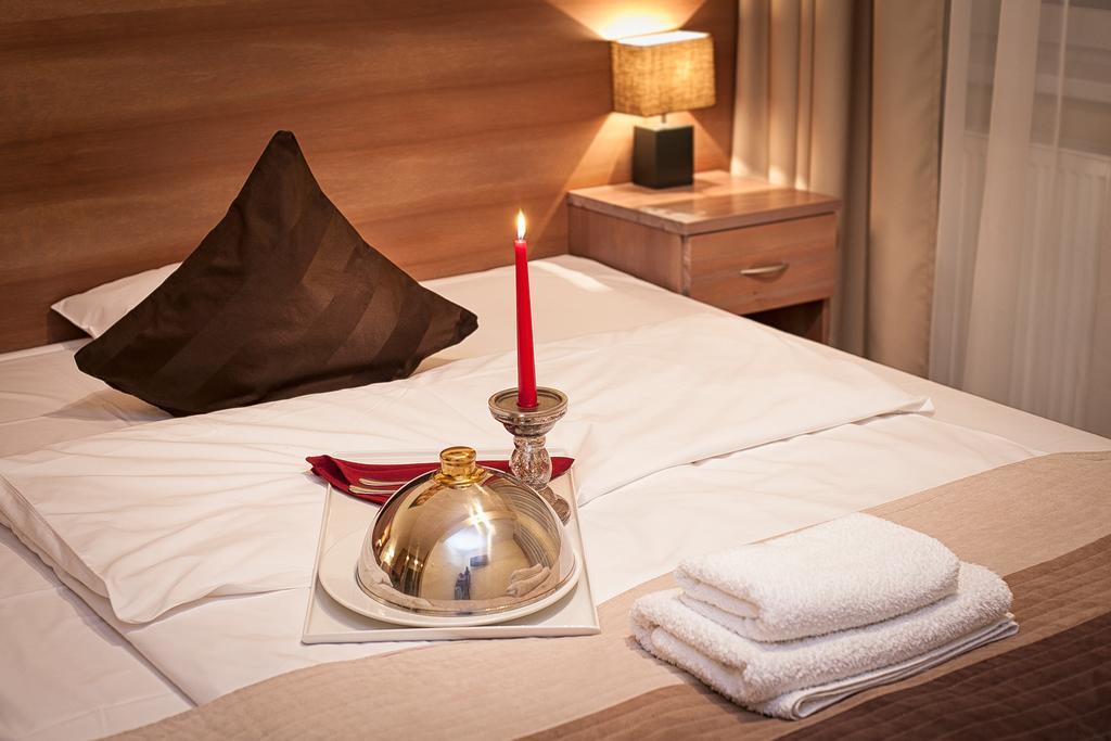 מיילנו Planeta Hotel מראה חיצוני תמונה
